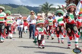 Apectos del Recorrido de Carros Alegoricos en Honor a San José de Zapotlan