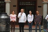 Dr. Francisco Javier Álvarez Chávez, como cada semana entrego este jueves 3 calentadores solares y 24 tinacos subsidiados y 15 de forma gratuita